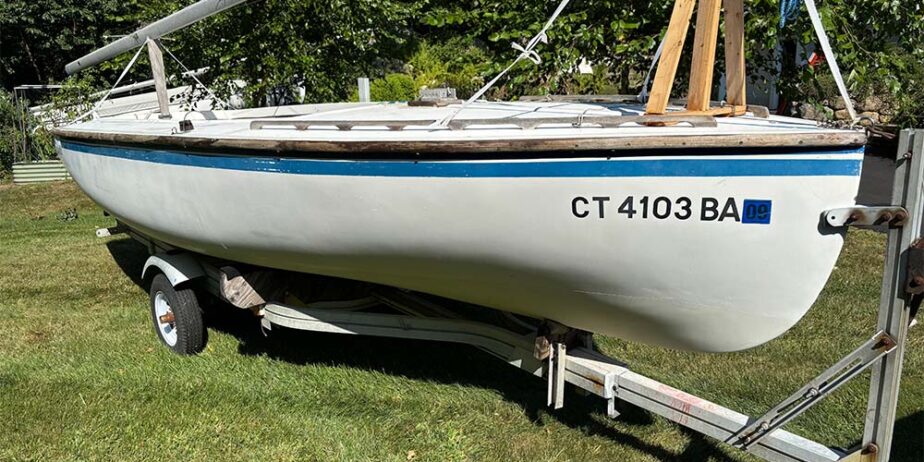 For Sale: 1973 D&M Sailboat, Hull #789 – $3,500 (Westerly, RI)